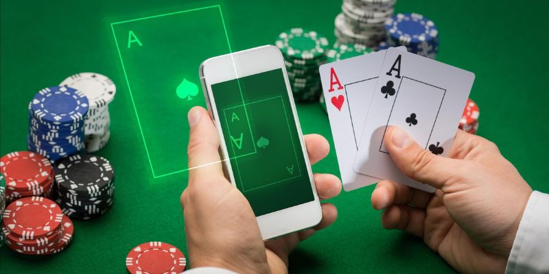 Chi tiết các vòng cược trong poker luck8